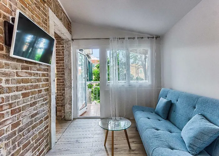 With Balcony Spalato