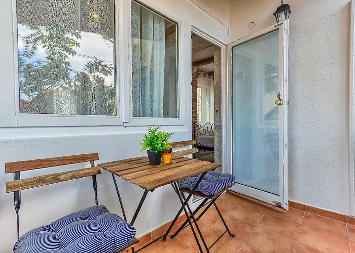 With Balcony * Split